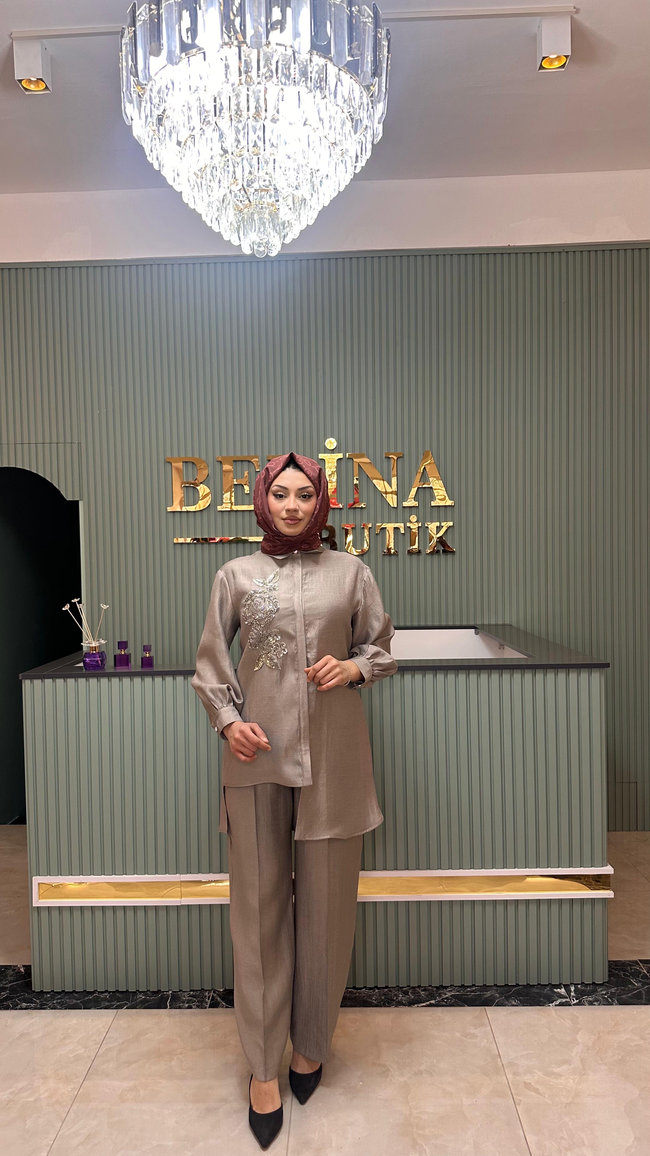 İŞLEMELİ İKİLİ GÖMLEKLİ TAKIM - LİSA EXCLUSİVE