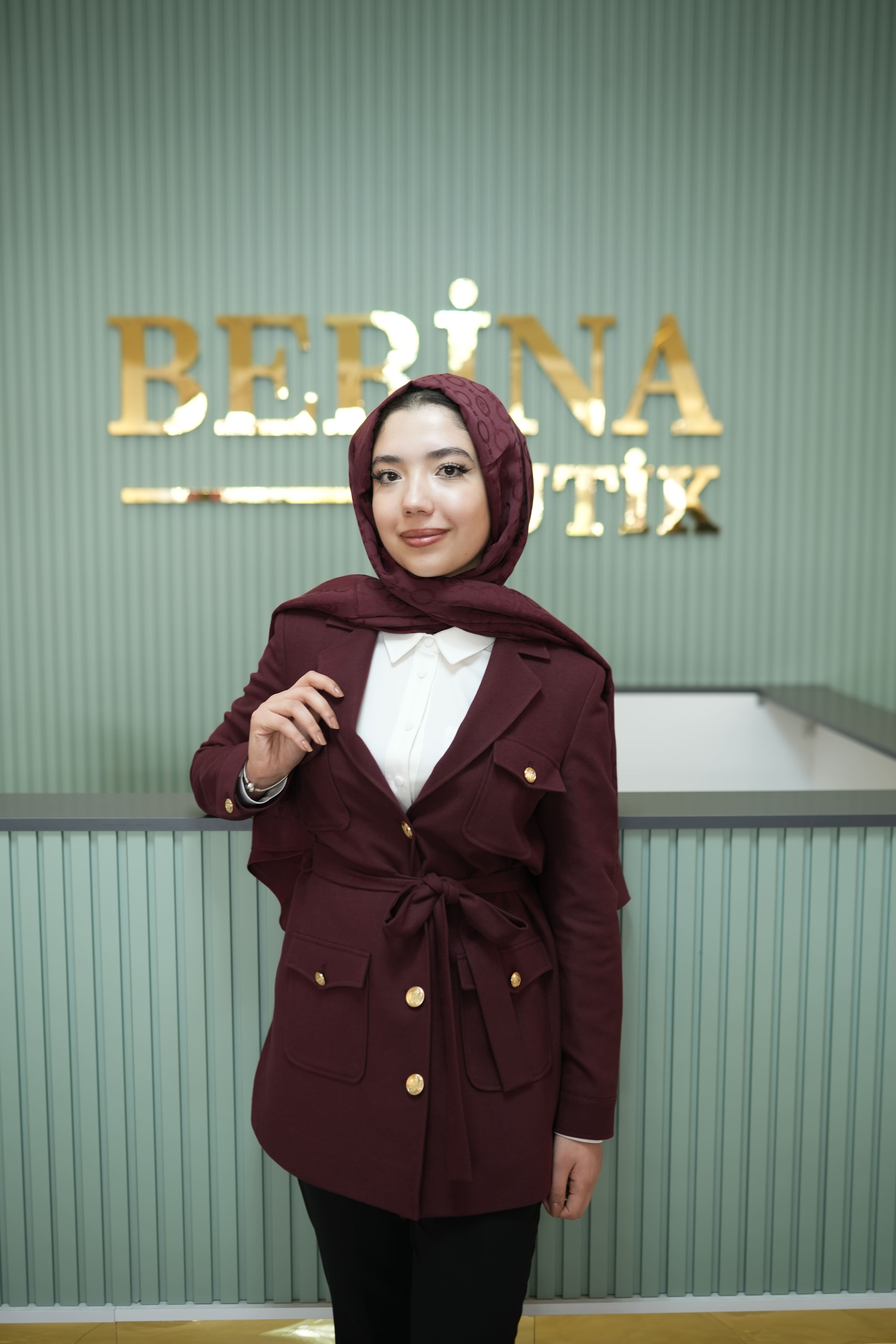 Cep Detaylı Kuşaklı Ceket- Zeynep Şule