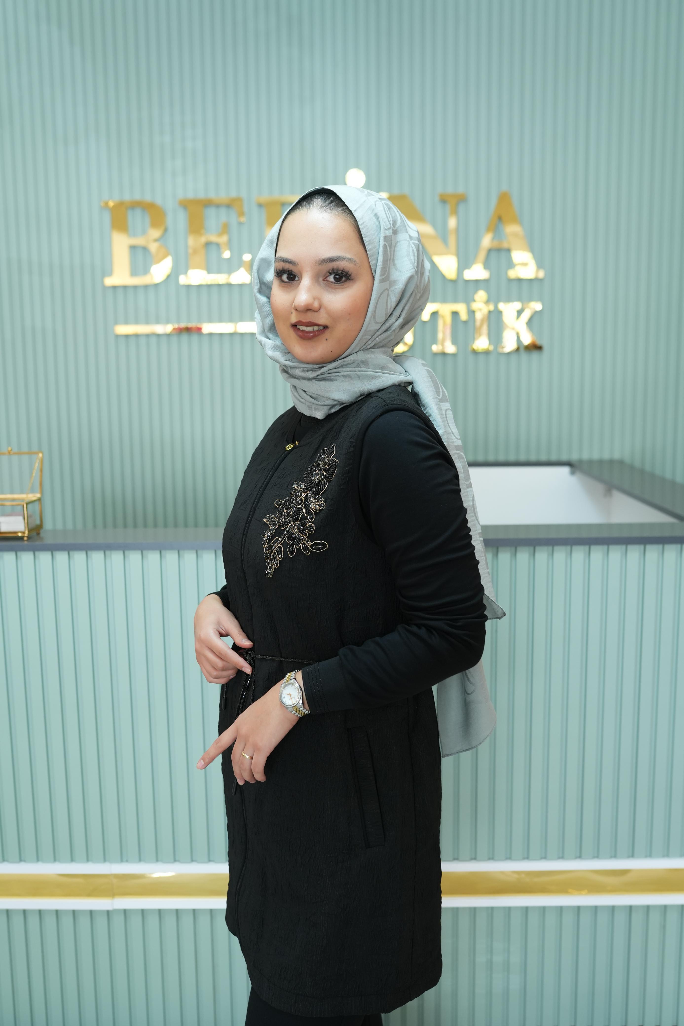 Nakış Detaylı Fermuarlı Yelekli Takım