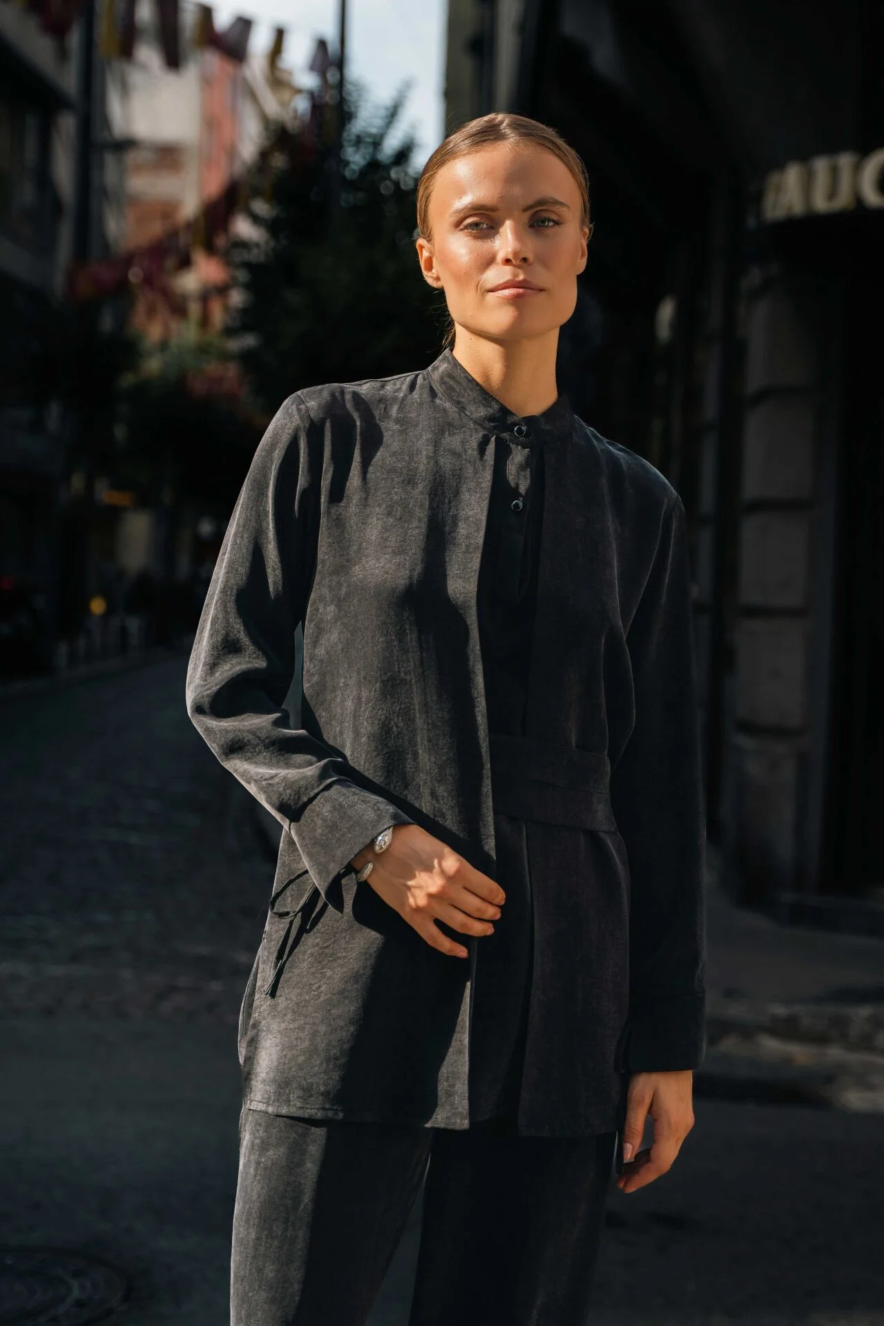 İpek Pantolonlu Takım 