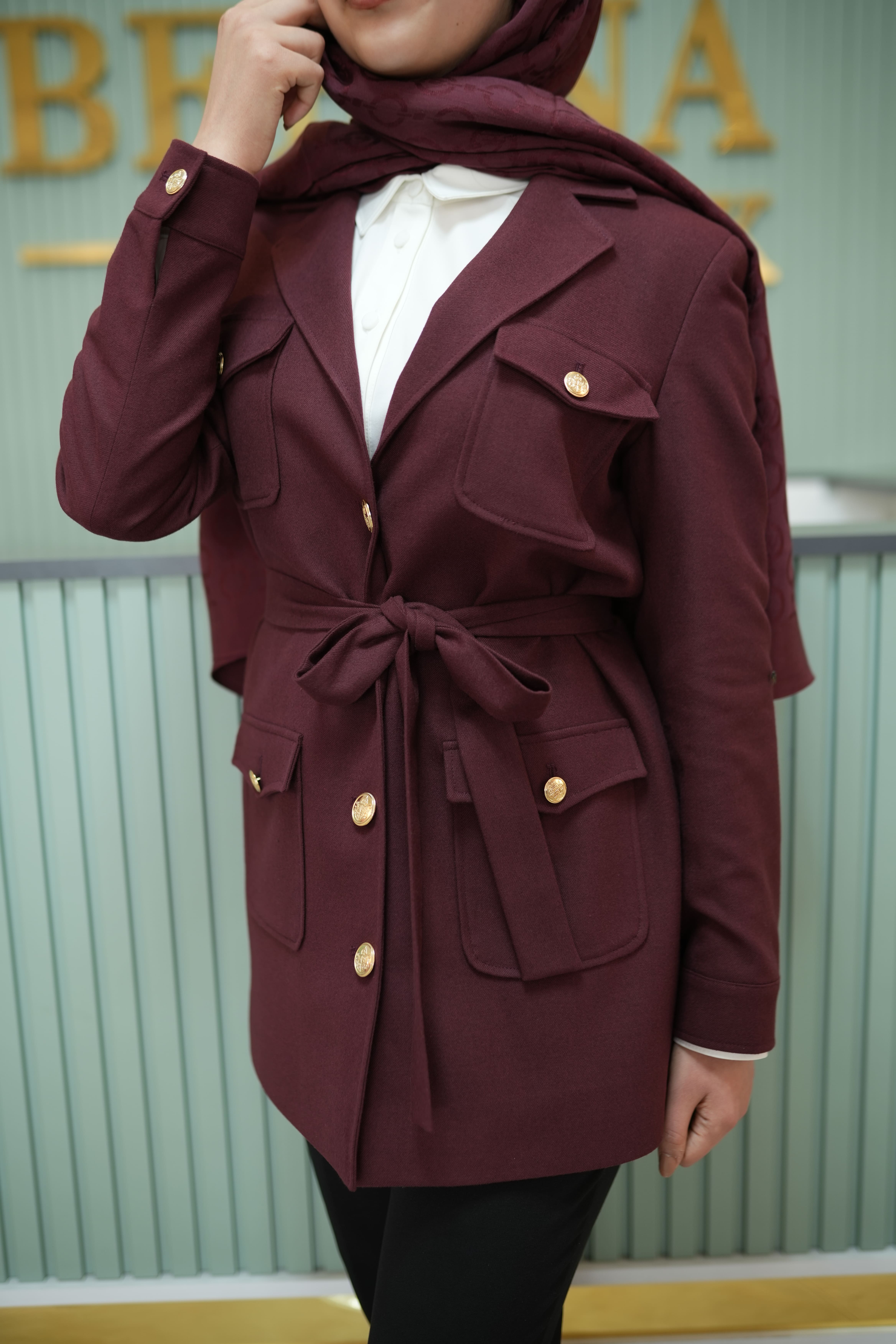 Cep Detaylı Kuşaklı Ceket- Zeynep Şule