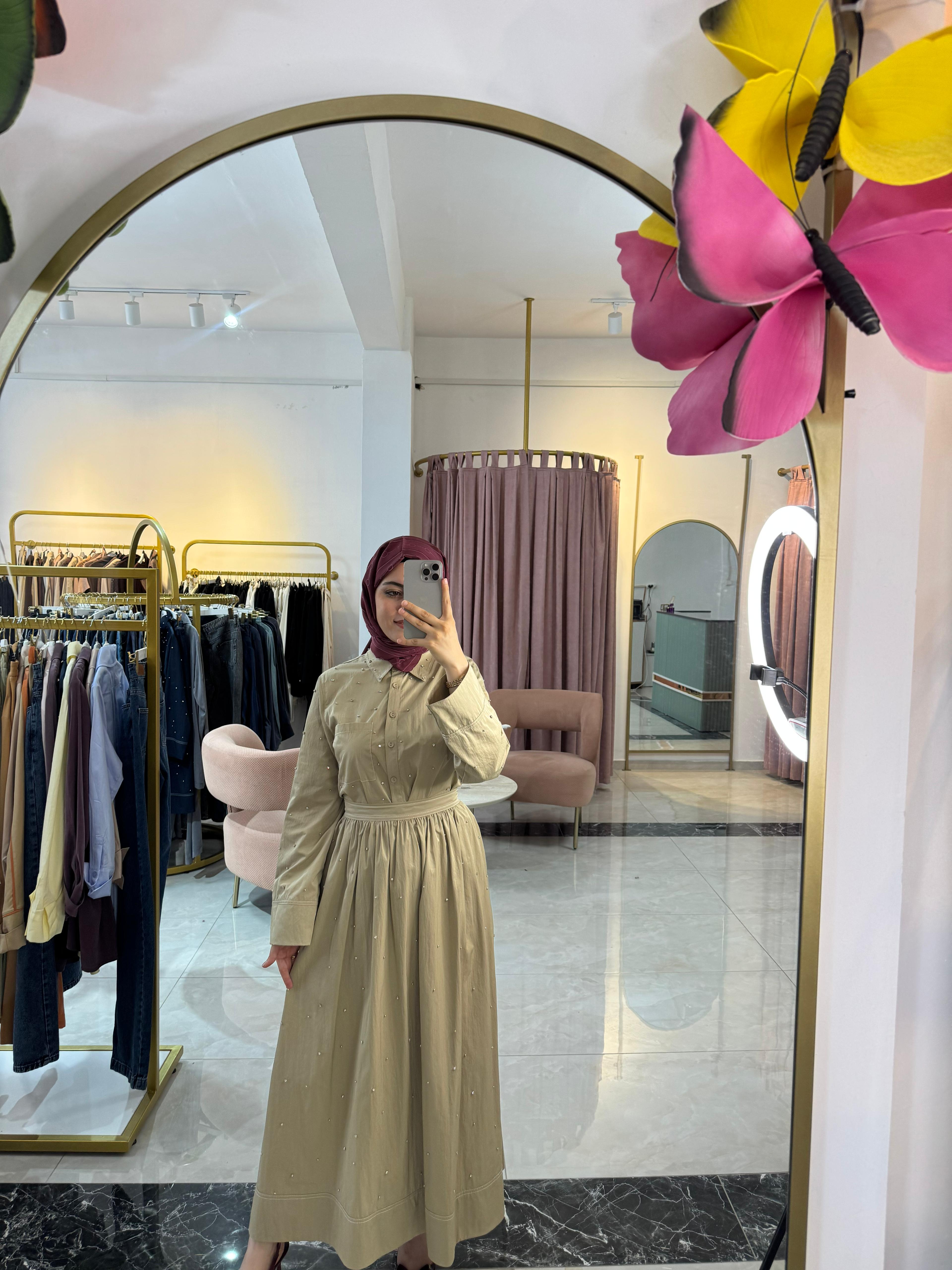 TAŞLI LACİVERT ETEKLİ TAKIM