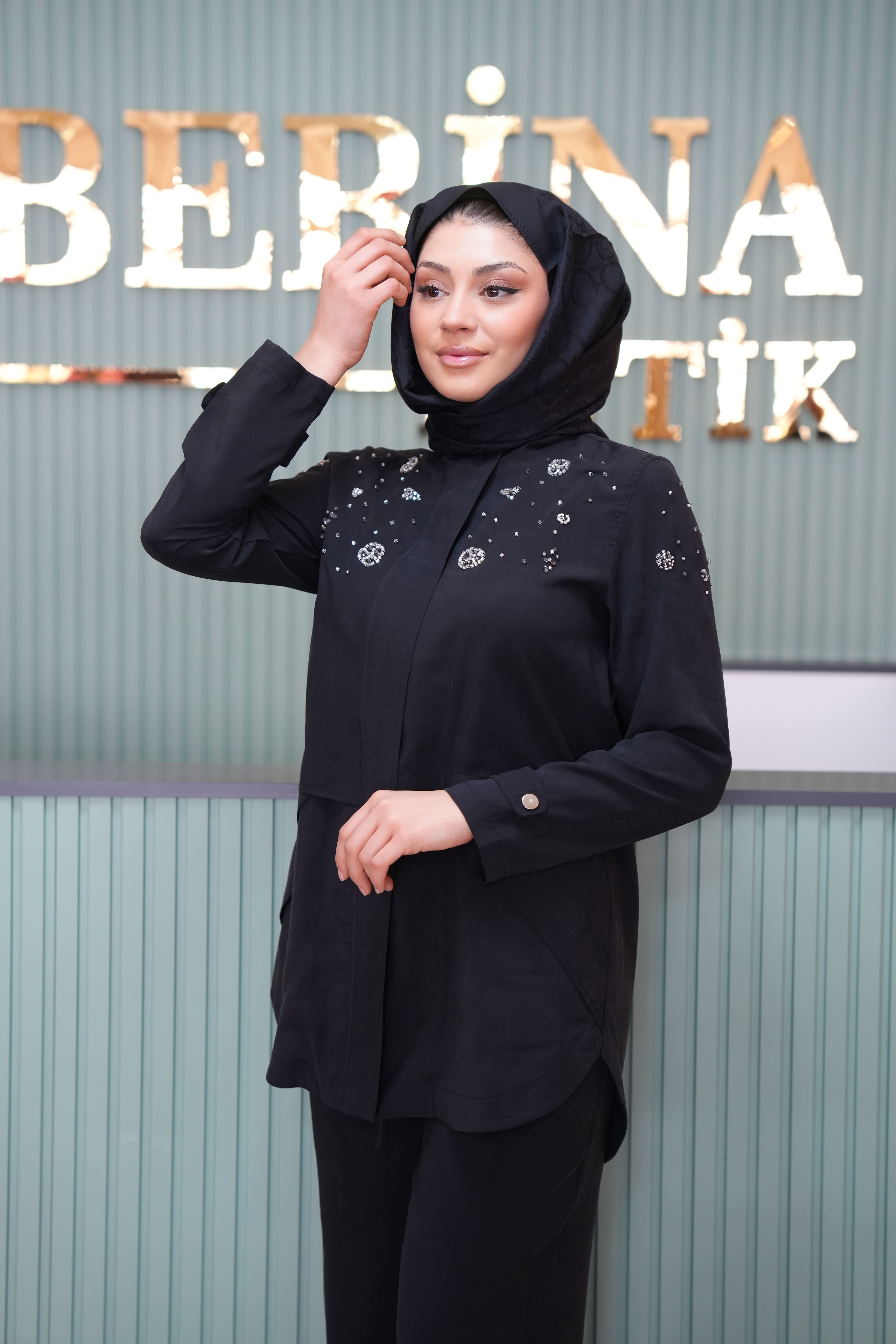 TAŞ DETAYLI TENCEL TAKIM- LİSA