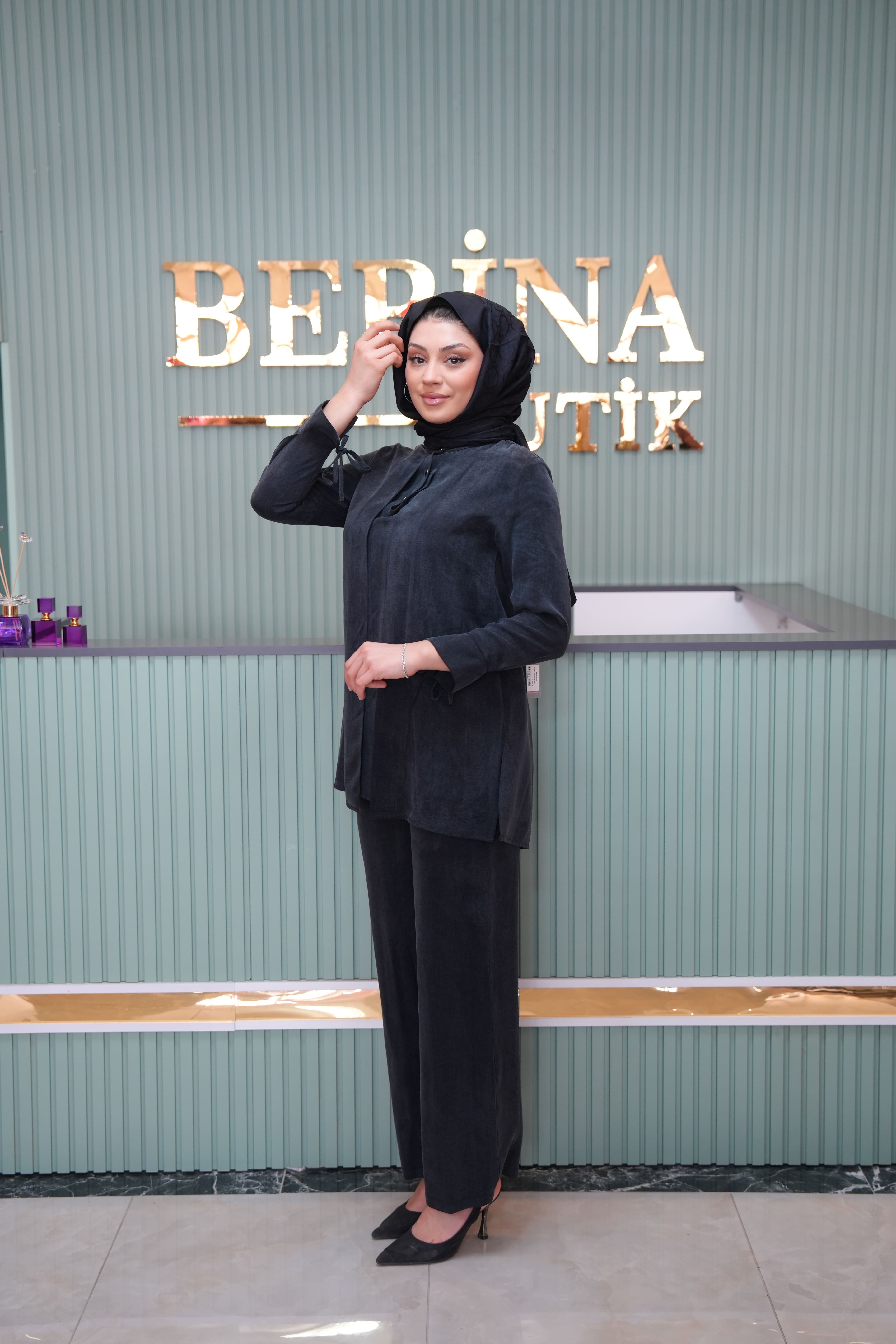 İpek Pantolonlu Takım 